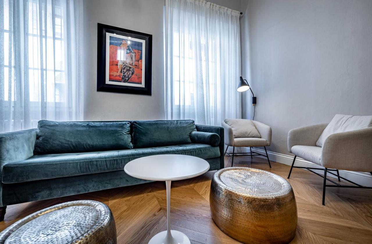 Hs4U Ricasoli Luxury apartment near Duomo N. 3 Florencia Exterior foto