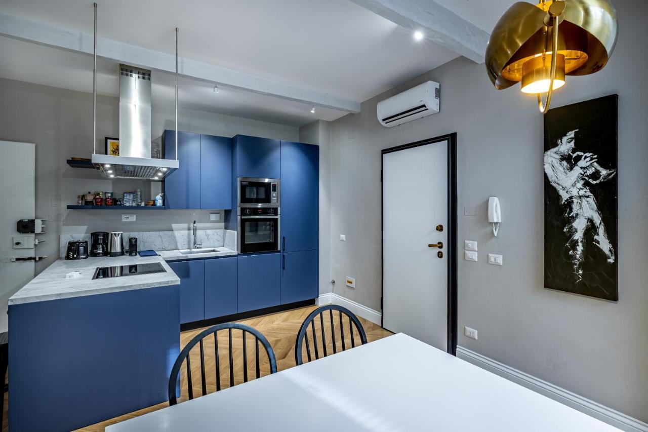 Hs4U Ricasoli Luxury apartment near Duomo N. 3 Florencia Exterior foto
